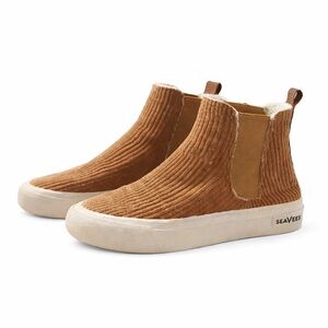 SeaVees Corduroy Chelsea Slip-On Sneakers Sherpa Lined Tan Women’s